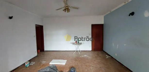 Prédio Inteiro à venda, 249m² no Piraporinha, Diadema