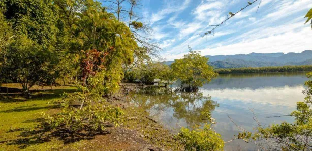 Terreno / Lote / Condomínio à venda, 40435m² no Balneario Praia do Perequê, Guarujá