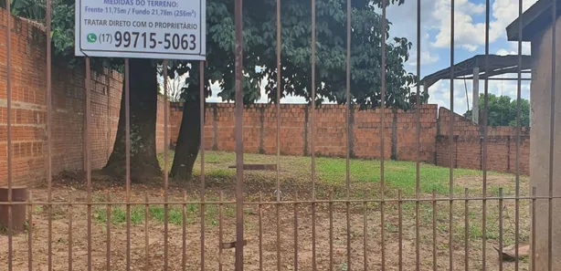 Terreno / Lote / Condomínio à venda, 256m² no Monte Azul Paulista, Monte Azul Paulista