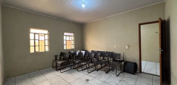 Conjunto Comercial / Sala com 3 Quartos à venda, 435m² no Timirim, Timóteo