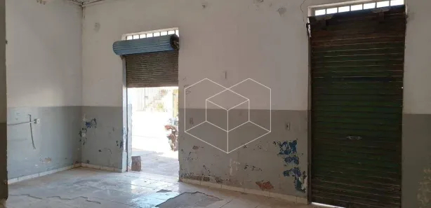 Loja / Salão / Ponto Comercial à venda, 300m² no Vila Carvalho, Jaú