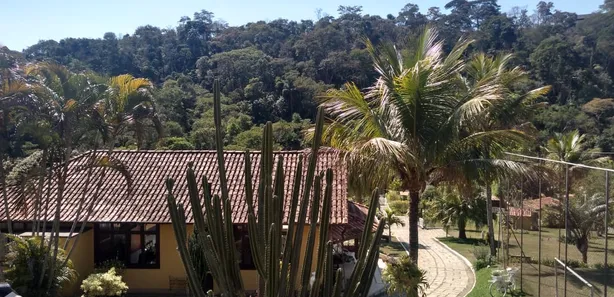 Fazenda / Sítio / Chácara com 4 Quartos à venda, 400m² no Itaipava, Petrópolis