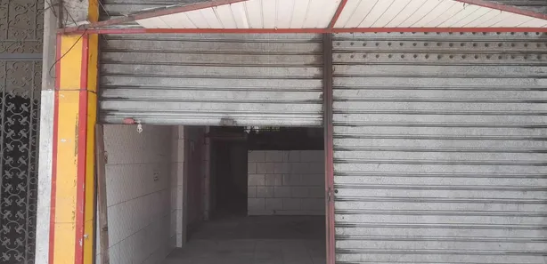 Galpão / Depósito / Armazém para alugar, 70m² no Centro, Nilópolis