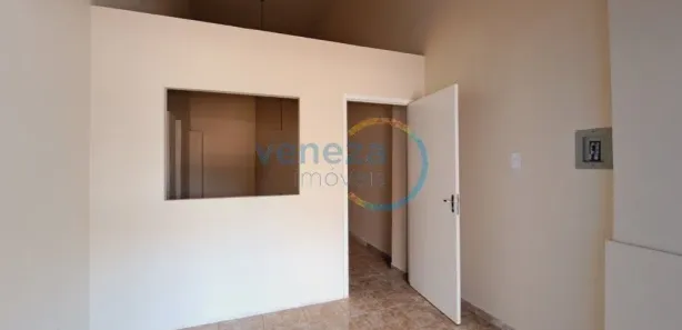Galpão / Depósito / Armazém para alugar, 28m² no Centro, Londrina