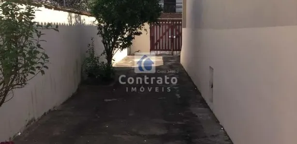 Casa com 2 Quartos para alugar, 85m² no Jardim Guassu, São Vicente