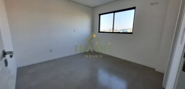 Apartamento com 2 Quartos para alugar, 75m² no Centro, Camboriú