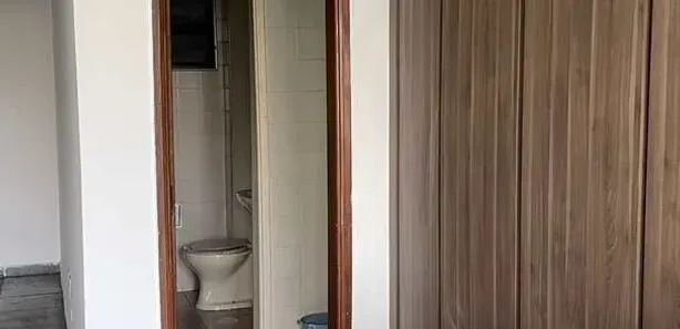 Conjunto Comercial / Sala para alugar, 33m² no Vila Mathias, Santos