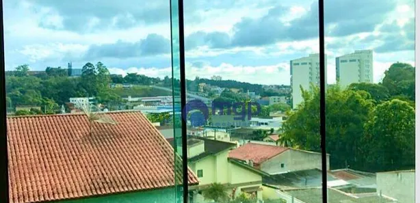 Sobrado com 5 Quartos para venda ou aluguel, 740m² no Arujá Center Ville, Arujá