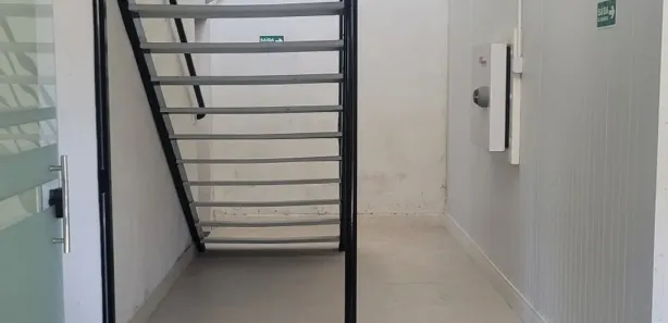 Galpão / Depósito / Armazém à venda, 260m² no Vila Amélia, São Sebastião