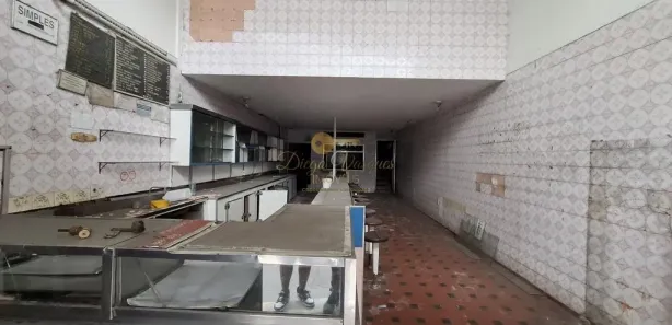 Loja / Salão / Ponto Comercial à venda, 145m² no Várzea, Teresópolis