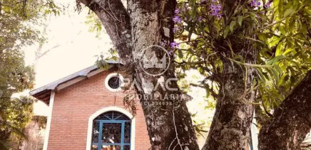 Fazenda / Sítio / Chácara com 10 Quartos para venda ou aluguel, 1300m² no Vila Zalla, Laranjal Paulista