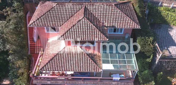Fazenda / Sítio / Chácara com 3 Quartos para venda ou aluguel, 300m² no Itaipava, Petrópolis