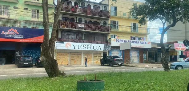 Prédio Inteiro com 1 Quarto à venda, 250m² no Ceilândia Norte, Brasília