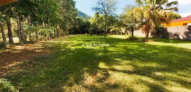 Terreno / Lote / Condomínio à venda, 1368m² no Chácara das Flores, Santa Maria