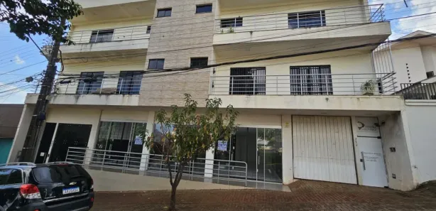 Loja / Salão / Ponto Comercial para alugar, 180m² no Centro, Apucarana