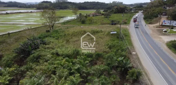 Galpão / Depósito / Armazém com 1 Quarto à venda, 1745m² no , Massaranduba