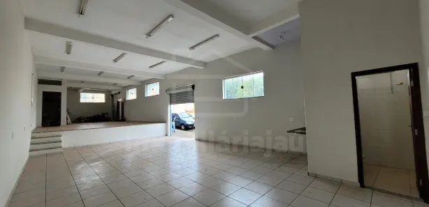 Loja / Salão / Ponto Comercial para alugar, 10m² no Chácara Braz Miraglia, Jaú