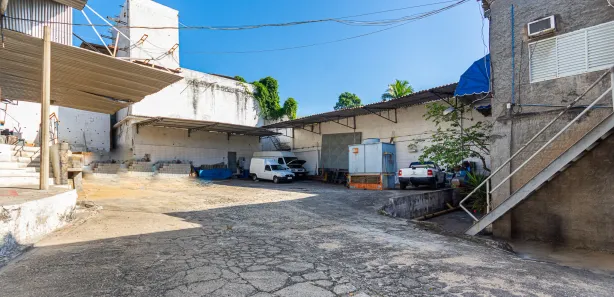 Galpão / Depósito / Armazém à venda, 2300m² no Ilha da Conceição, Niterói