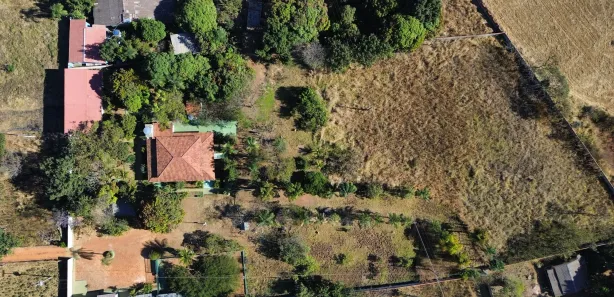 Fazenda / Sítio / Chácara com 3 Quartos à venda, 20000m² no , Brasília