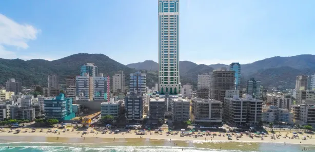 Apartamento com 4 Quartos à venda, 176m² no Centro, Itapema