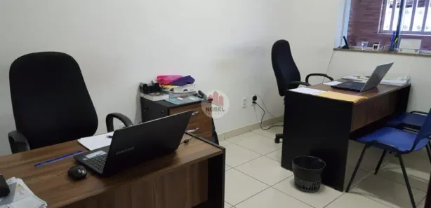 Conjunto Comercial / Sala à venda, 140m² no Brasília, Feira de Santana