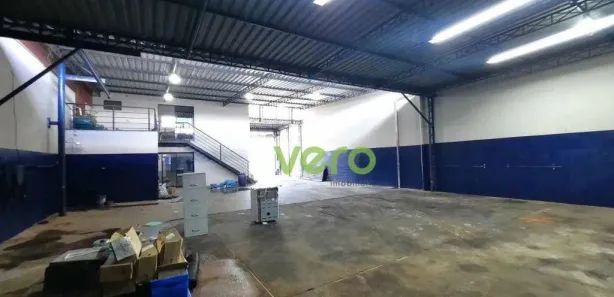 Galpão / Depósito / Armazém para alugar, 368m² no Jardim Luciane, Americana
