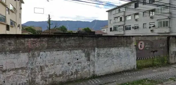 Terreno / Lote / Condomínio à venda, 800m² no Centro, Cubatão