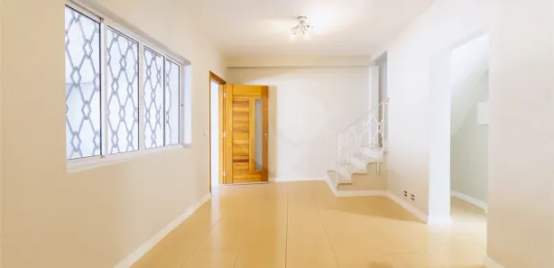 Sobrado com 3 Quartos para alugar, 150m² no Vila Santa Catarina, São Paulo