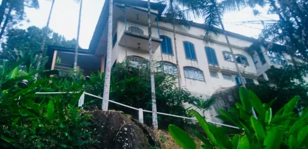 Fazenda / Sítio / Chácara com 5 Quartos à venda, 500m² no , Resende