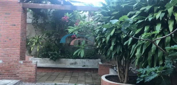 Casa com 5 Quartos para venda ou aluguel, 400m² no Universitário, Campina Grande