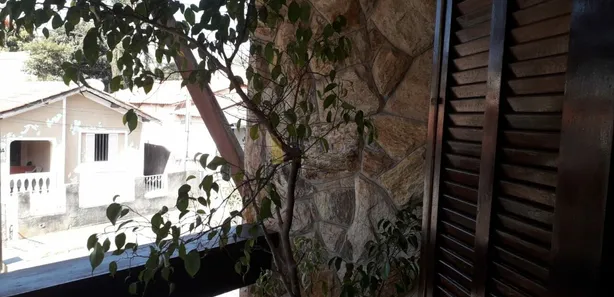 Sobrado com 3 Quartos à venda, 240m² no Vila Pasti, Louveira
