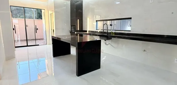 Casa com 3 Quartos à venda, 242m² no Rosa de Leiria Condomínio Horizontal, Goianira