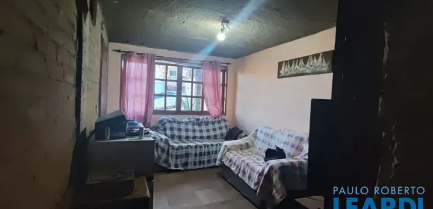 Sobrado com 3 Quartos à venda, 136m² no Jardim Esperança, Poços de Caldas