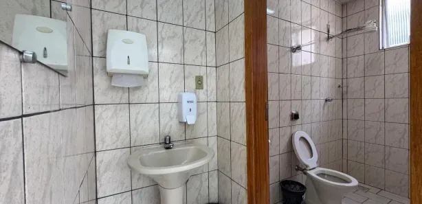 Conjunto Comercial / Sala com 3 Quartos à venda, 435m² no Timirim, Timóteo