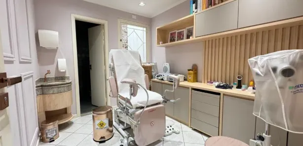 Prédio Inteiro à venda, 250m² no Centro, Londrina
