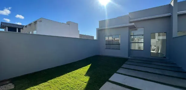 Casa com 2 Quartos para alugar, 65m² no Bairro Itacolomi, Balneário Piçarras