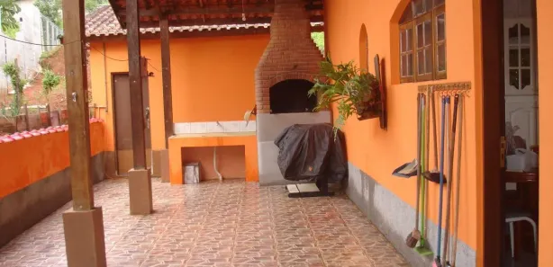 Fazenda / Sítio / Chácara com 3 Quartos à venda, 220m² no , Igaratá