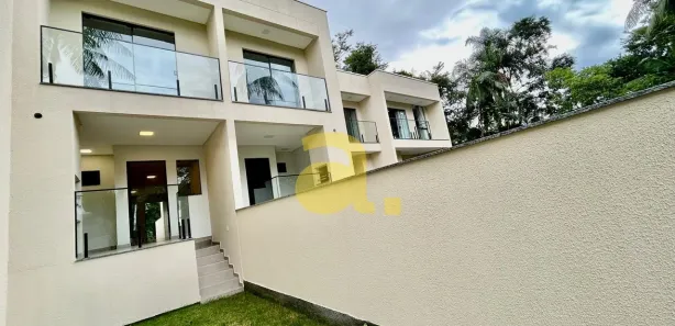 Sobrado com 2 Quartos à venda, 96m² no Água Verde, Blumenau