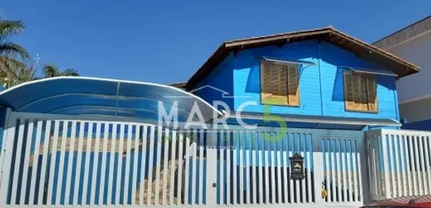 Casa de Condomínio com 2 Quartos à venda, 219m² no Arujá Country Club, Itaquaquecetuba