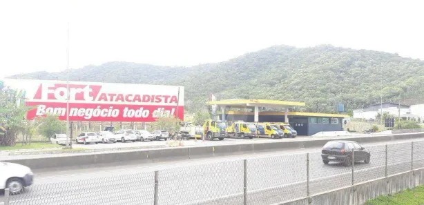 Terreno / Lote / Condomínio para alugar, 40000m² no Várzea do Ranchinho, Camboriú