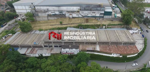 Galpão / Depósito / Armazém para venda ou aluguel, 4371m² no Industrial Anhangüera, Osasco