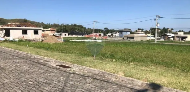 Terreno / Lote / Condomínio à venda, 216m² no Pindobas, Maricá