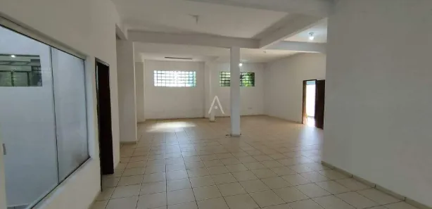 Conjunto Comercial / Sala para alugar, 200m² no Jardim Porto Alegre, Toledo