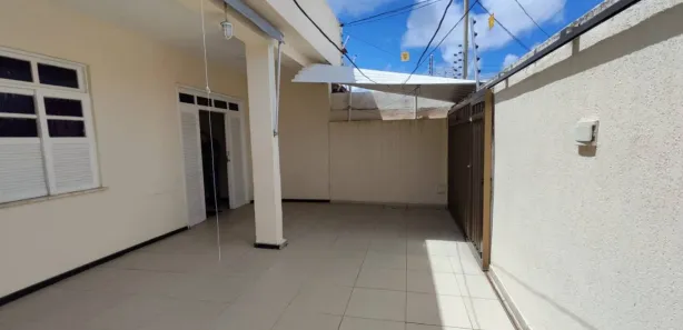 Casa com 3 Quartos à venda, 280m² no Grageru, Aracaju