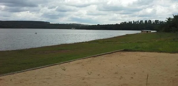 Terreno / Lote / Condomínio à venda, 1000m² no Balneário Quintas do Lago, Cláudio