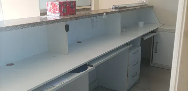 Loja / Salão / Ponto Comercial com 3 Quartos para alugar, 30m² no Rodoviário, Queimados
