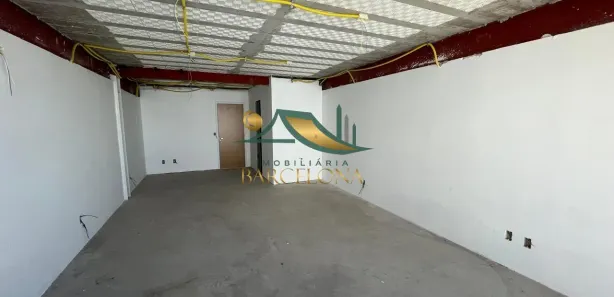 Conjunto Comercial / Sala para alugar, 42m² no Aterrado, Volta Redonda
