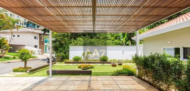 Casa de Condomínio com 3 Quartos à venda, 370m² no Chácara do Refúgio, Carapicuíba