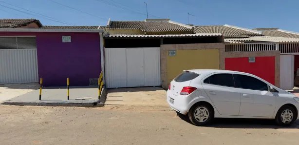 Casa de Condomínio com 3 Quartos à venda, 94m² no Chácaras Anhangüera, Valparaíso de Goiás