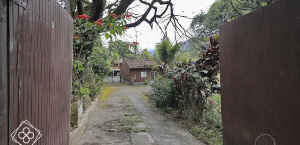 Fazenda / Sítio / Chácara com 5 Quartos à venda, 197m² no Loteamento São Sebastião, Barra Mansa